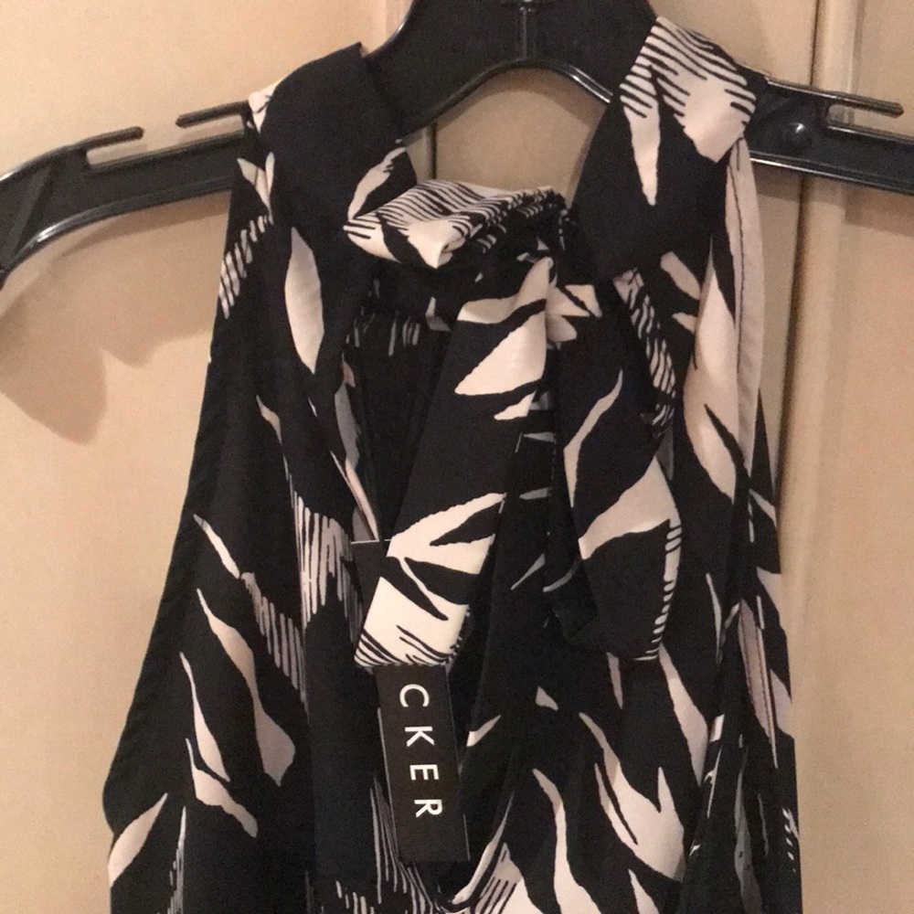 Halter top - Picture 3 of 4